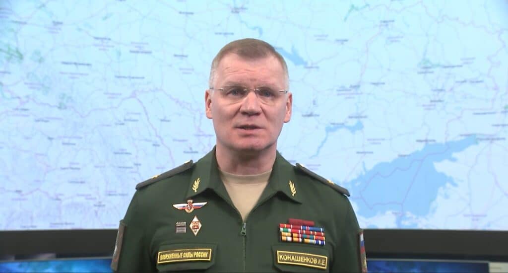 Gen. mr. Igor Konașenkov: „Evident că, odată cu începerea operațiunii militare speciale, Pentagonul a avut serioase îngrijorări cu privire la dezvăluirea desfășurării unor experimente biologice secrete pe teritoriul Ucrainei” / Sursa foto: TASS