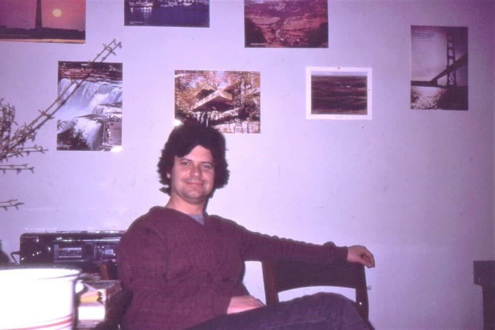 David L. Hadaller, în aprilie 1988, la Iași. Avea 34 de ani