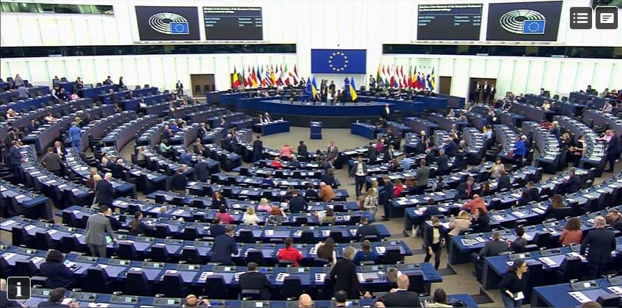 Captură video: https://multimedia.europarl.europa.eu/