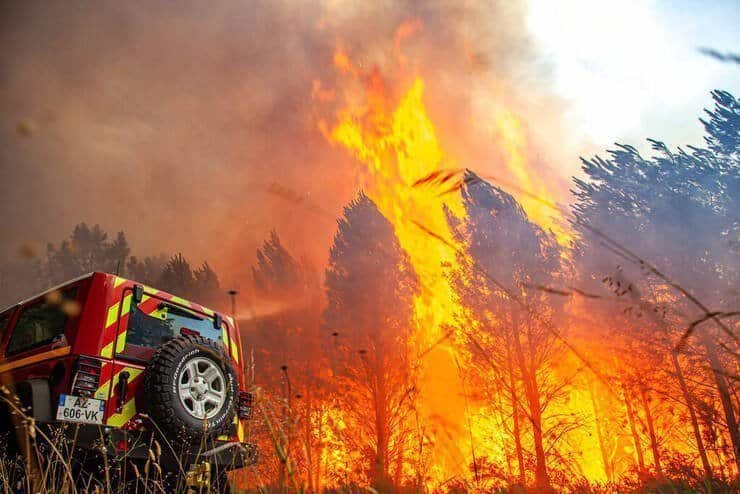 Incendii Franta - Gironde - Foto SDIS 33 via AP - brigada de Pompieri Gironde