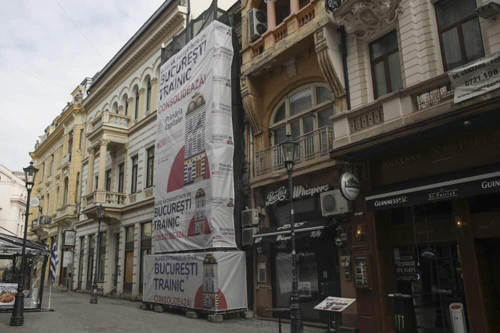 Statul susține că doar 5 clădiri istorice din București au nevoie urgentă de restaurare. Foto_INQUAM_Photos_Octav_Ganea