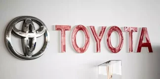 Toyota Motor a decis să îşi închidă fabrica din Rusia, după ce în martie îşi suspendase producţia şi importurile de vehicule.