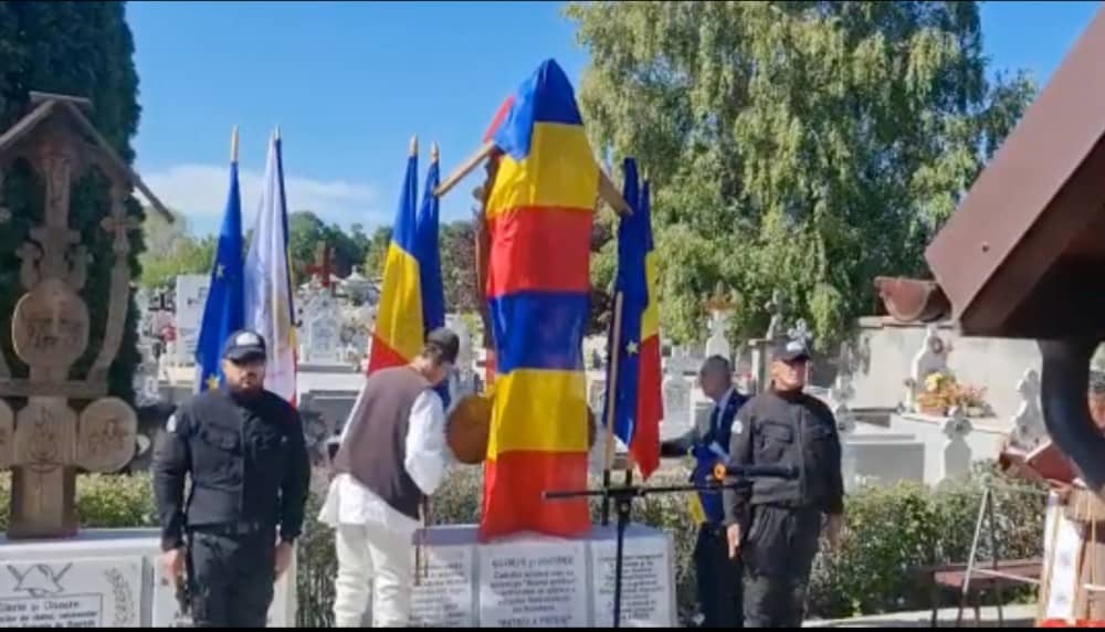 Un monument al „eroilor Securității”, dezvelit la Pitești