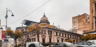 Reabilitarea termică a clădirilor merge greu în București. Bilanț pe sectoare. Foto: Ana-Maria Antonenco/Pexels.com