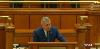 Insulte în plenul Camerei Deputaţilor la moțiunea împotriva ministrului de Interne