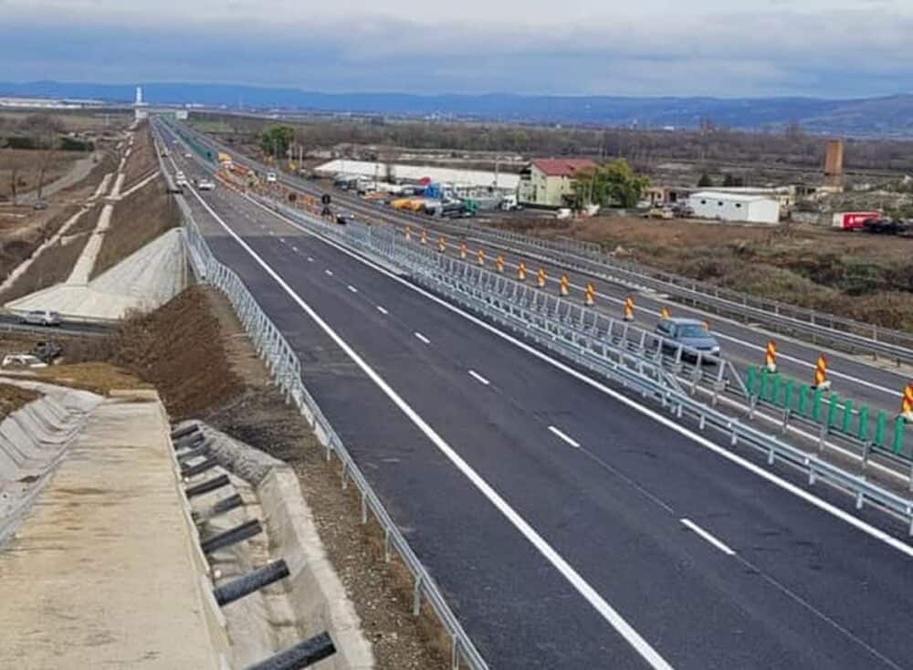 CNAIR: Pe toată autostrada Sebeș-Turda se circulă în regim de 4 benzi