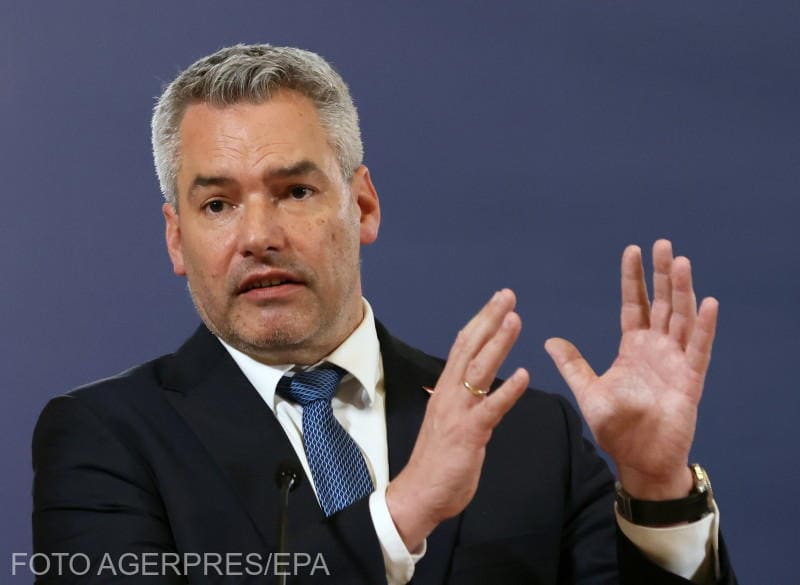 Cancelarul austriac Karl Nehammer a simţit nevoia să explice din nou de ce Austria s-a opus aderării României şi Bulgariei la Schengen