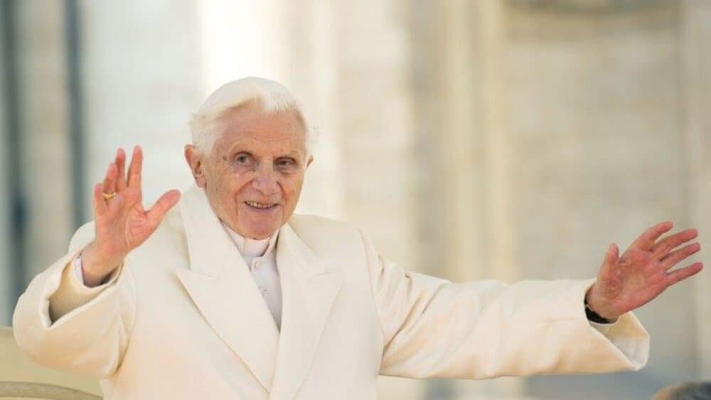 A murit Papa emerit Benedict al XVI-lea