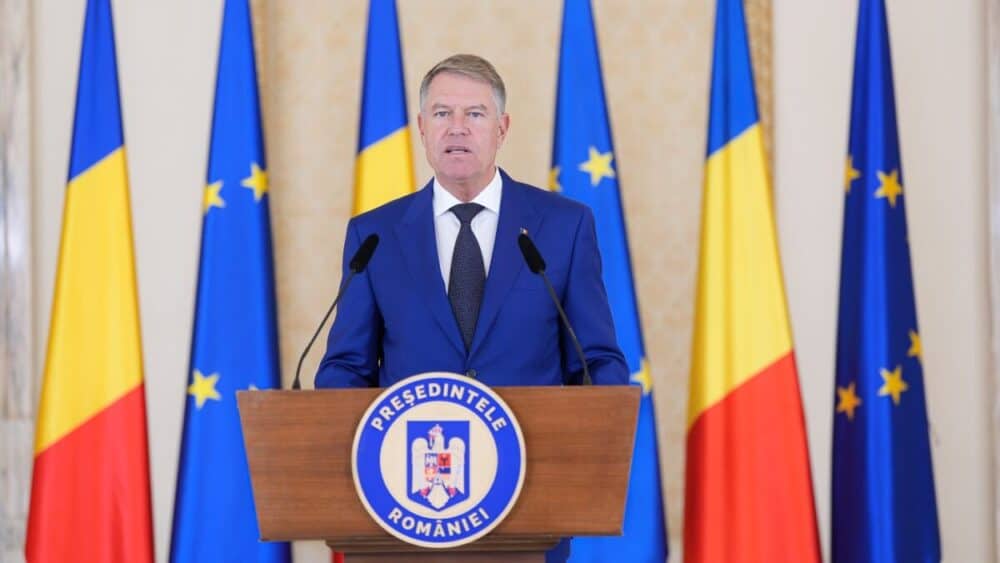 Iohannis a călătorit în 2022 și 2023 de 26 de ori în țară și străinătate, iar majoritatea zborurilor au avut opriri în Sibiu.