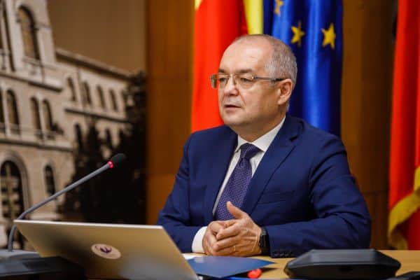 România se confruntă cu un deficit acut de forță de muncă. Primarul Emil Boc a vorbit despre cum poate orașul să mențină forța de muncă.