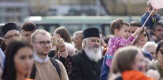 Grup de oameni Iași Sursă foto: Facebook Primăria Municipiului Iași