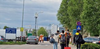 Stațiunea Mamaia pregătiri de 1 mai Sursă foto info-sud-est.ro