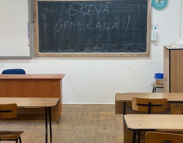 Profesorii din România au printre cele mai mici salarii nu doar din Uniunea Europeană, ci și din țară, relevă un studiu recent