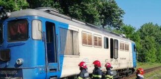 O locomotivă a luat foc într-o gară din Iași. 200 de călători au fost evacuaţi