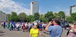 Circa 15.000 de angajați din sistemul de învățământ sunt așteptați, joi, în Piața Victoriei, la protestul care începe la ora 11.00