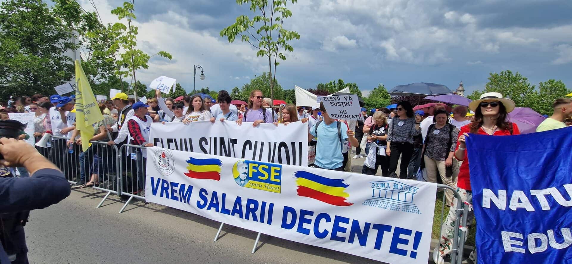 Greva profesorilor continuă