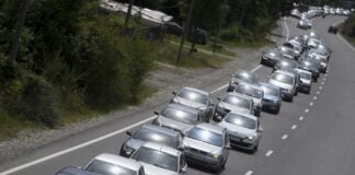 Trafic intens pe DN1, în Valea Prahovei, și pe Autostrada Soarelui