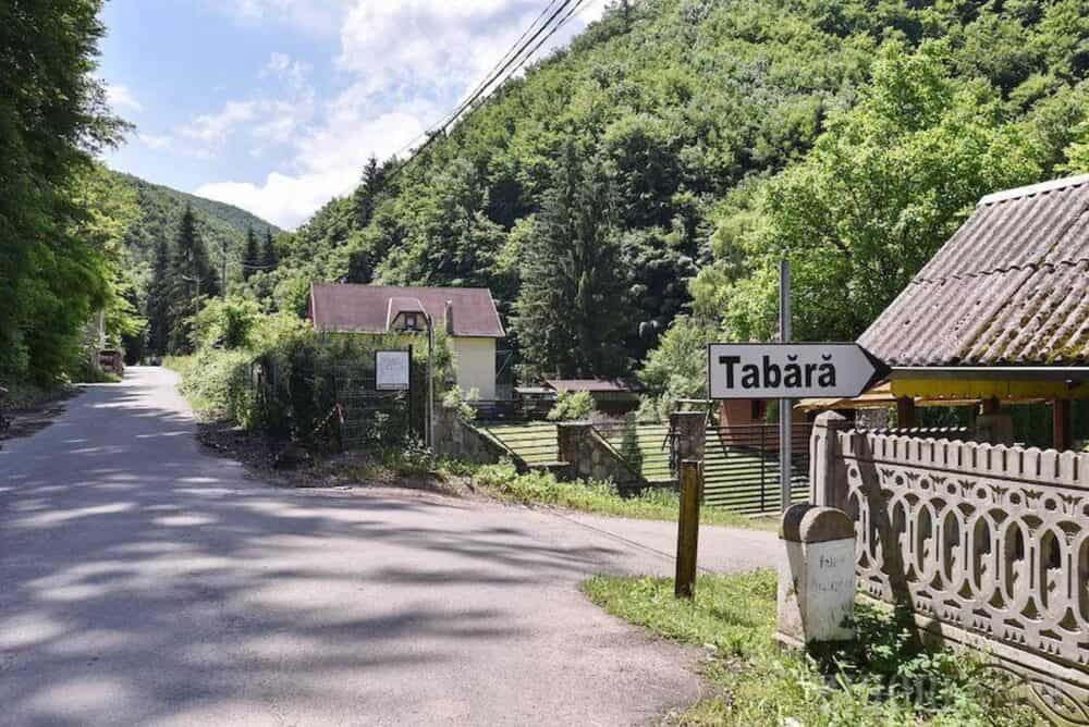 Câte tabere școlare mai sunt în Bihor și cum arată la începutul vacanței de vară