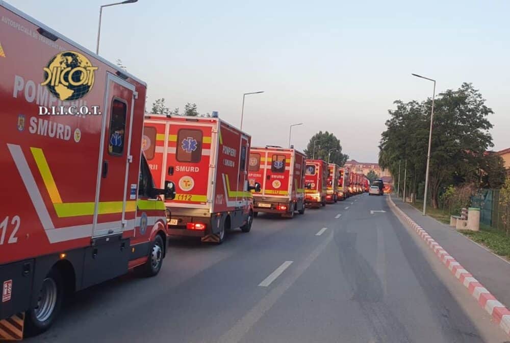 Tortură în azile. Peste 50 de bătrâni au fost transportaţi la spitale. Poliţia face apel la aparţinători