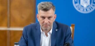 Aktual24: Jurnalistul Ovidiu Vanghele, care a dezvăluit ororile din azilele groazei, acuză: „A rămas în funcție primul responsabil politic de nenorocirile din Voluntari”