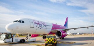 Pasagerii unei curse Wizz Air spre București, dați jos de două ori din avion în două zile consecutive