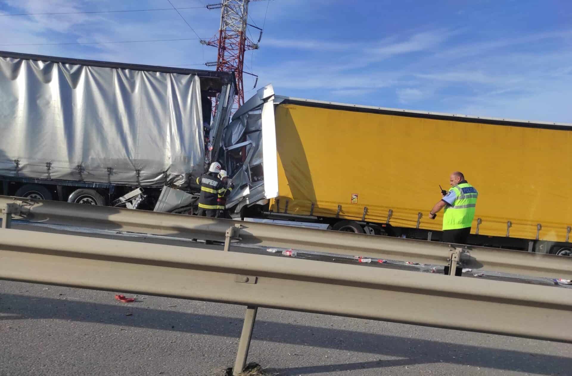 5 persoane au murit într-un accident grav pe A1