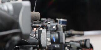 Legea privind libertatea mass-media: Parlamentul European adoptă măsuri pentru protejarea jurnaliștilor și independența presei