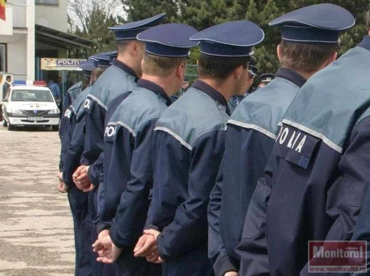 Polițiști din Botoșani anchetați disciplinar după ce au lăsat ore întregi un mort nesupravegheat