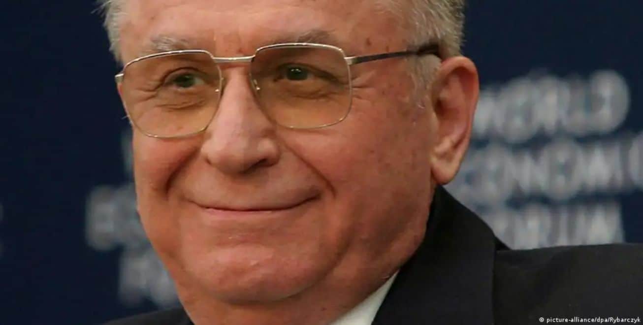 Încă un an cu Iliescu în libertate