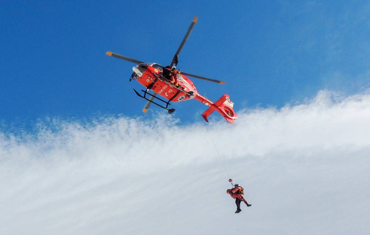 Zi de foc pentru salvatorii montani. Peste 100 de intervenţii în ultimele 24 de ore