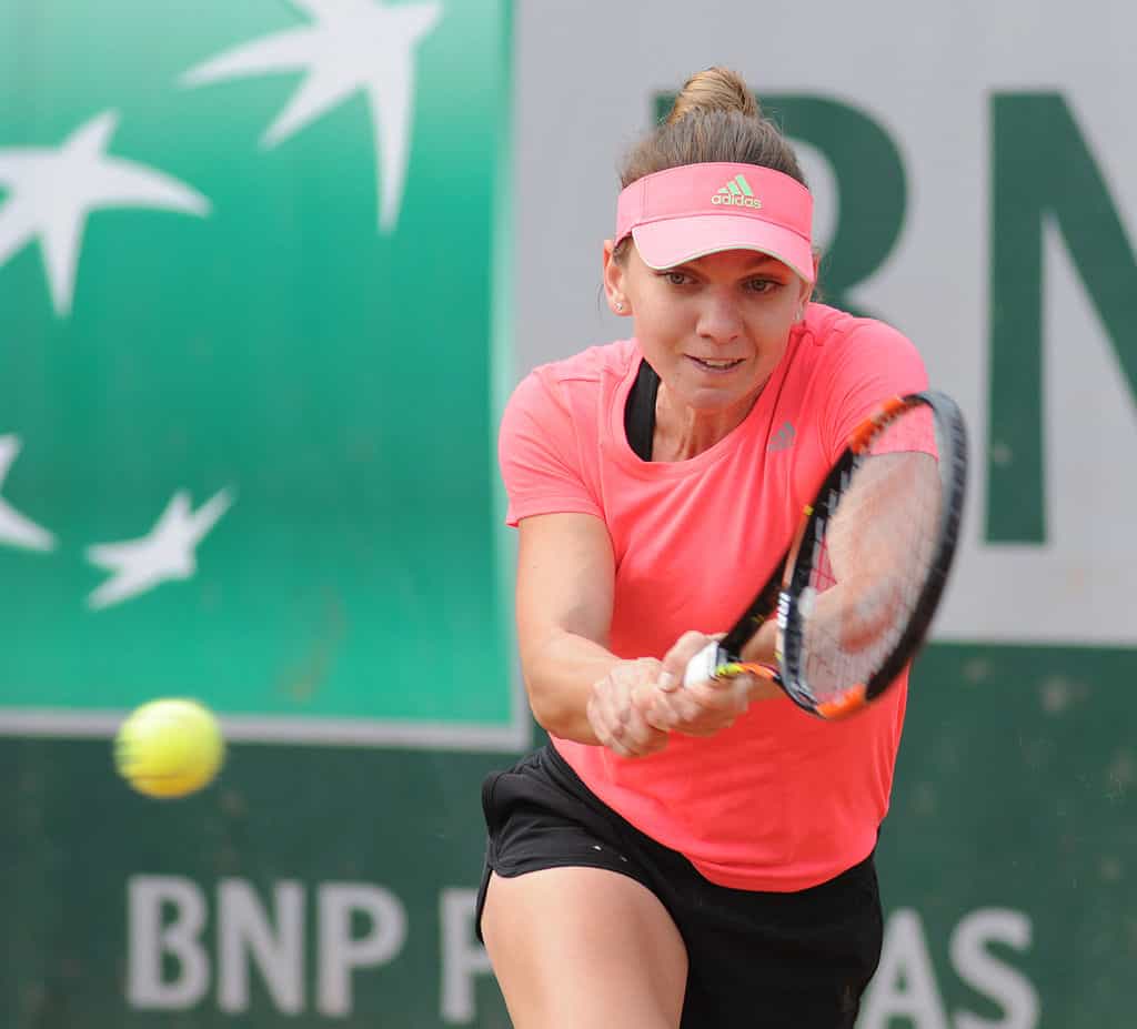 Victorie la TAS pentru Halep: a primit doar 9 luni suspendare. Inițial, sportiva primise o suspendare de 4 ani. Sursă foto: ro.wikipedia.org