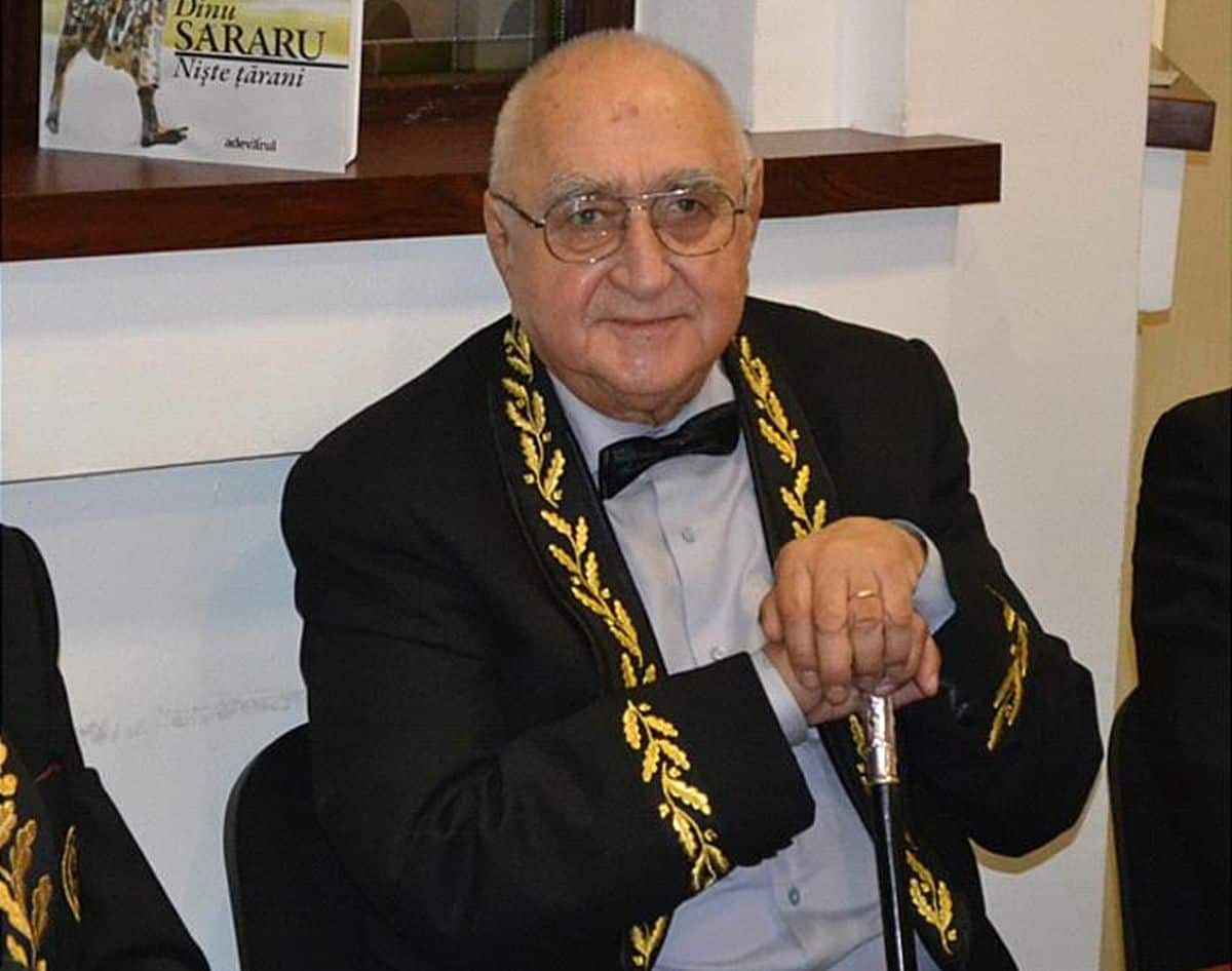 A murit scriitorul Dinu Săraru