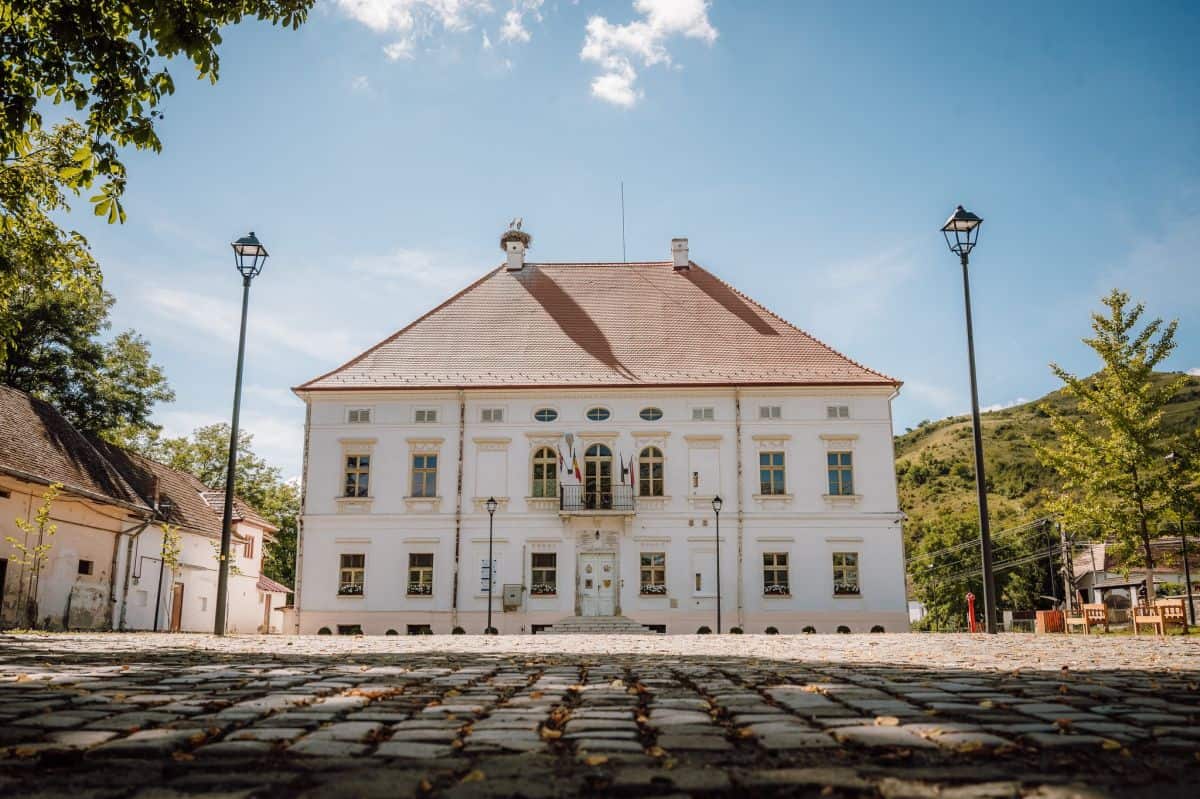 Castelul Rhedey, al stră-stră-străbunicei regelui Charles al III-lea, a fost redeschis pentru turişti | FOTO