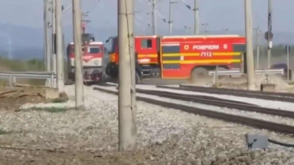 Un mecanic de locomotivă care a evitat o tragedie, premiat de CFR Călători. Valoarea premiului, ținută la secret