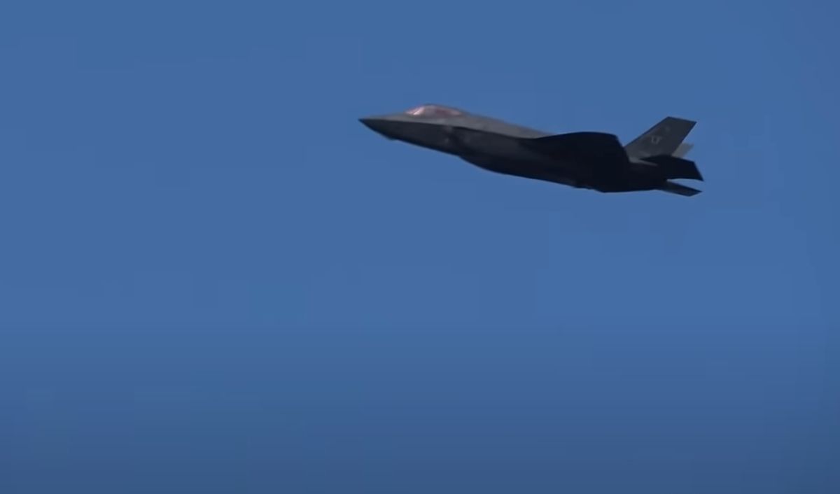 Pentagonul refuză tot mai multe avioane de luptă F-35 din cauza unor probleme grave de software | Aktual24