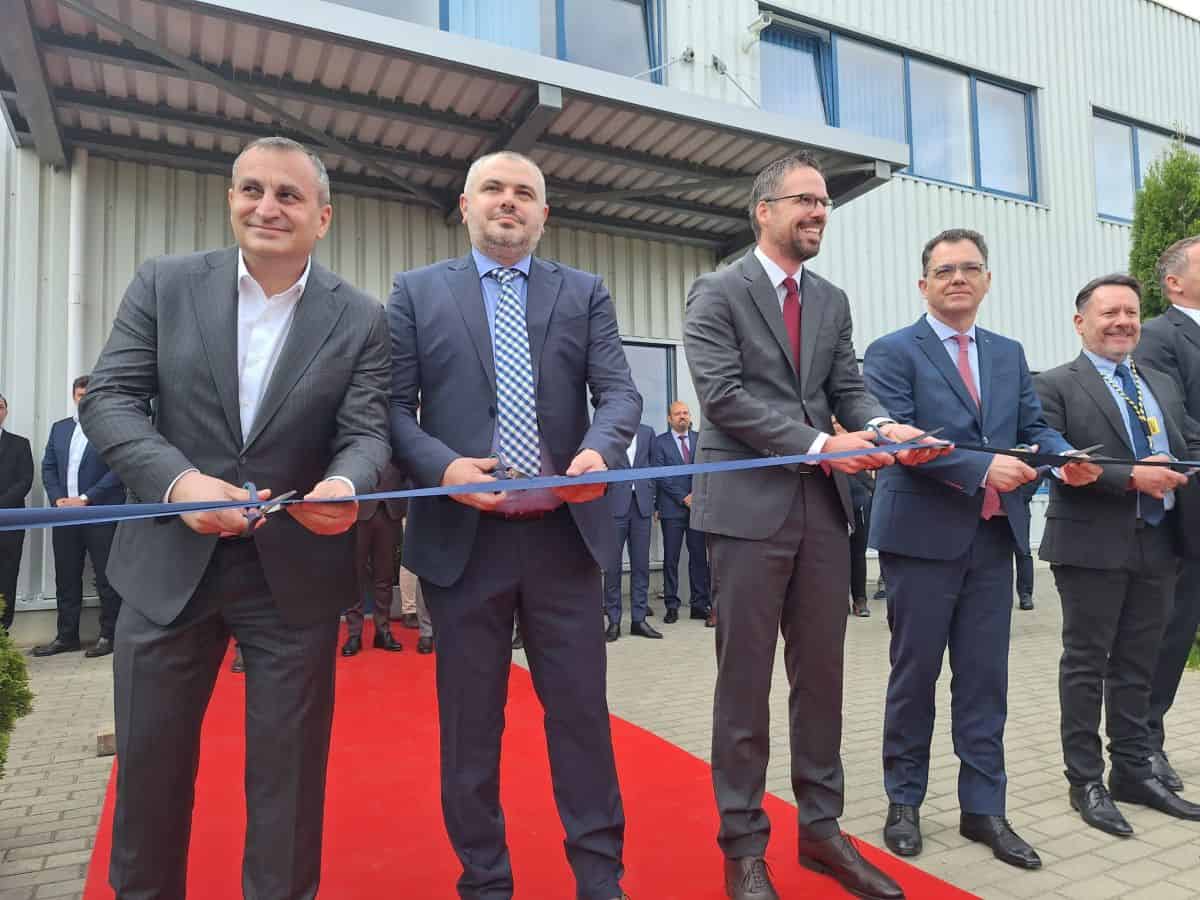 S-a deschis fabrica de filtre din Balș. Investiție germană de 8 milioane de euro | Reporter 24