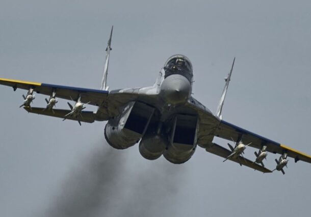 Un avion ucrainean a atacat