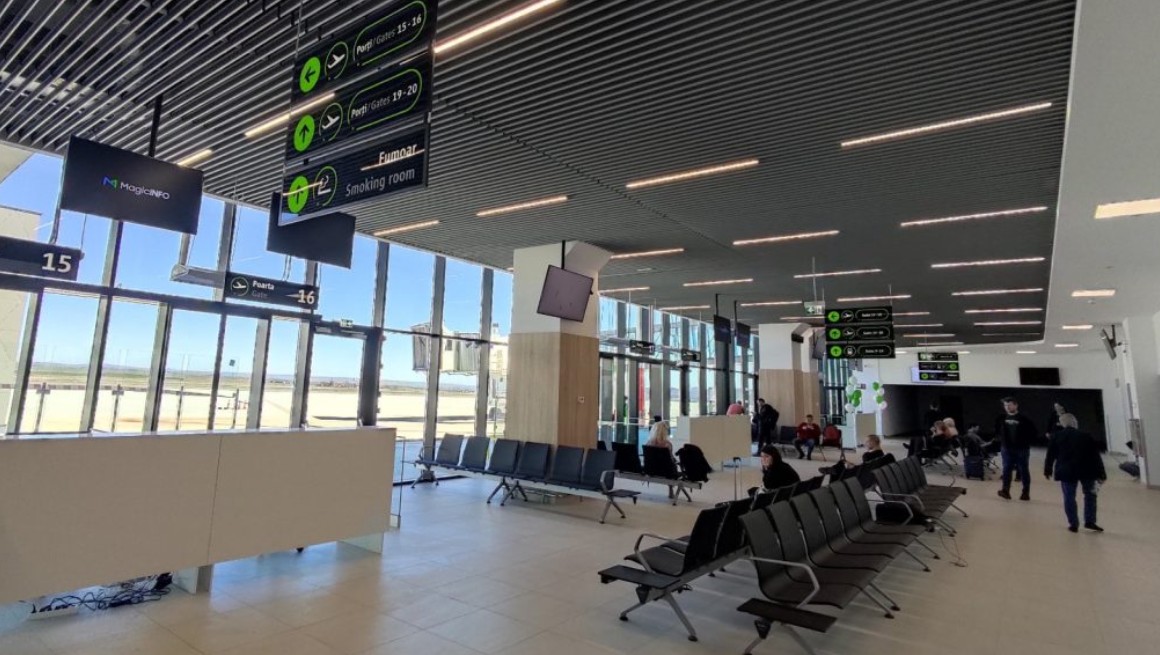 Terminalul T4 al Aeroportului Iași are spațiile comerciale goale. Care este motivul. Inaugurarea T4 s-a făcut în urmă cu 3 luni.