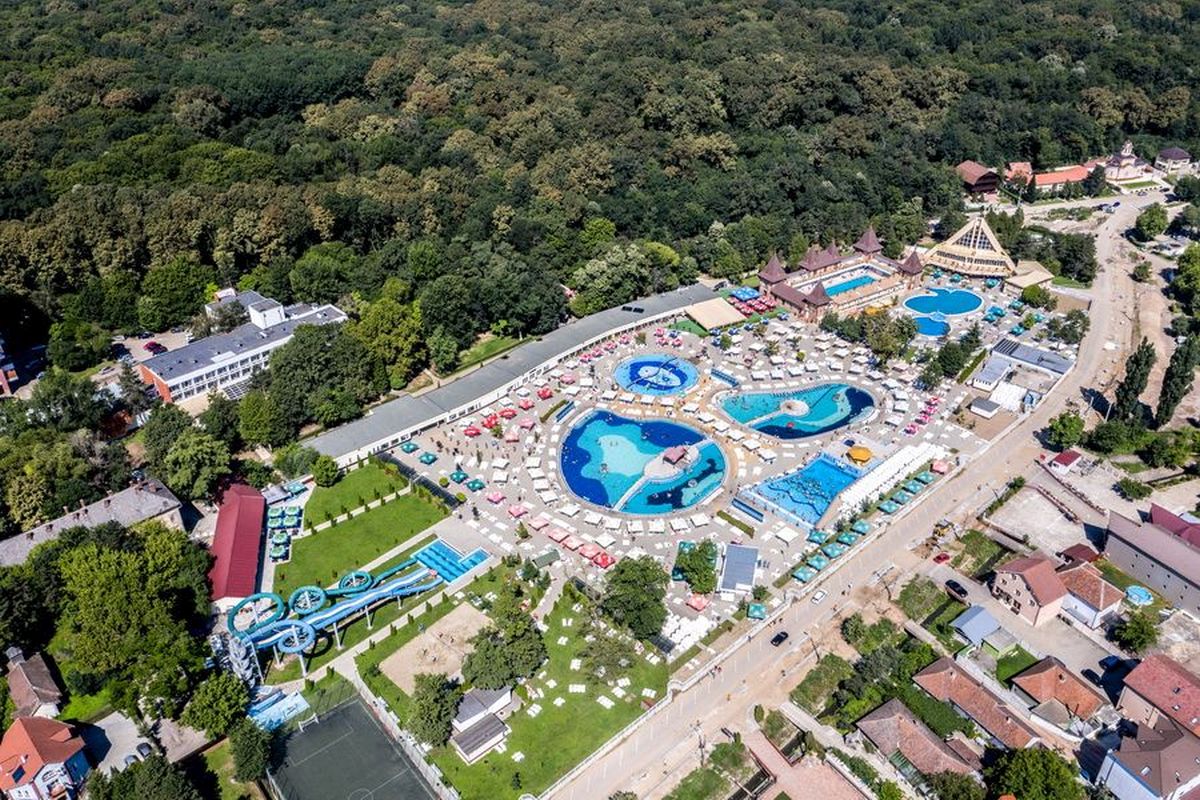 Băile Felix și 1 Mai mizează pe creșterea numărului de turiști: “Vrem să fie un fel de Mamaia de Oradea” | Bihoreanul