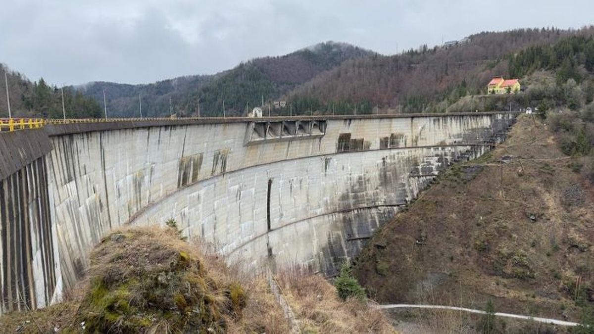 Un tânăr a murit după ce ar fi căzut de pe barajul lacului Floroiu | Monitorul de Cluj