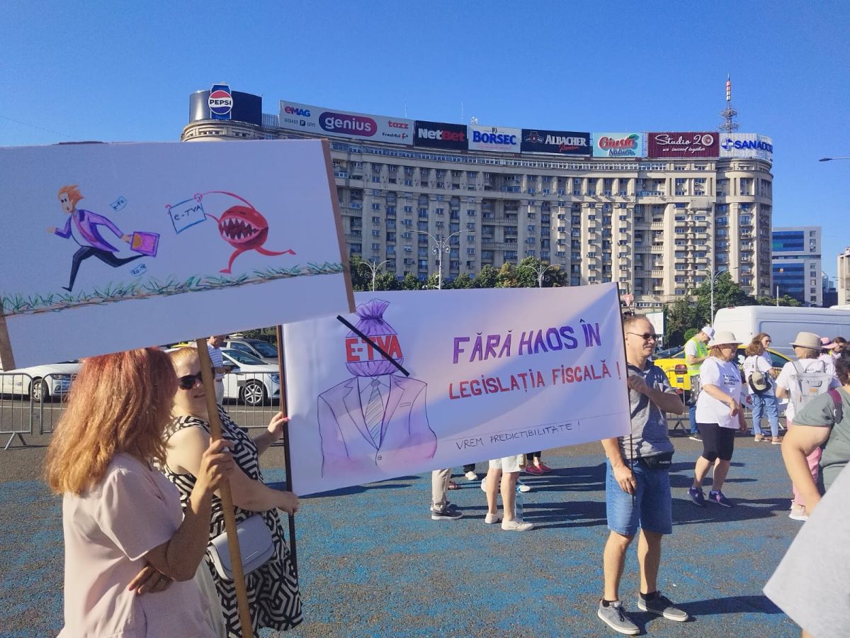 Protest al contabililor și antreprenorilor în fața Guvernului: “Fără haos în legislaţia fiscală”