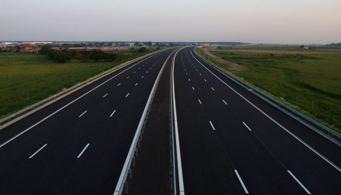 Autostrada A8 e cu 35% mai scumpă la deal decât la munte. Costul final va fi stabilit după adoptarea studiului de fezabilitate.