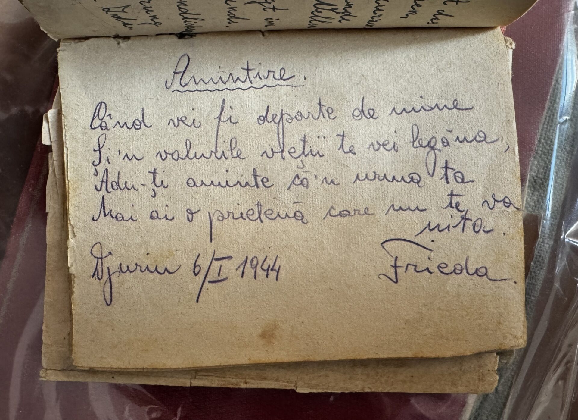 Centrul pentru Studiul Istoriei Evreilor din Romania „Wilhelm Filderman” a primit o importantă donație de documente și artefacte din partea profesorului ieșean Andrei Hoișie