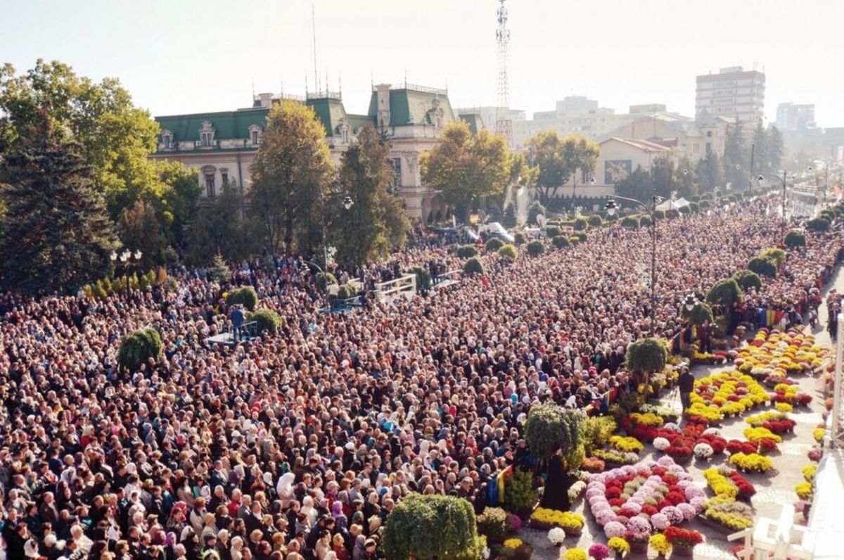 Pelerinaj politic la Sfânta Parascheva. Mai mulți candidați la prezidențiale vor ajunge la Iași | Ziarul de Iași