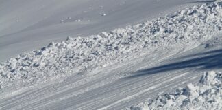 Meteorologii avertizează că este risc însemnat de avalanşe în munții Bucegi, Făgăraș, Parâng, Șureanu, Țarcu și Godeanu