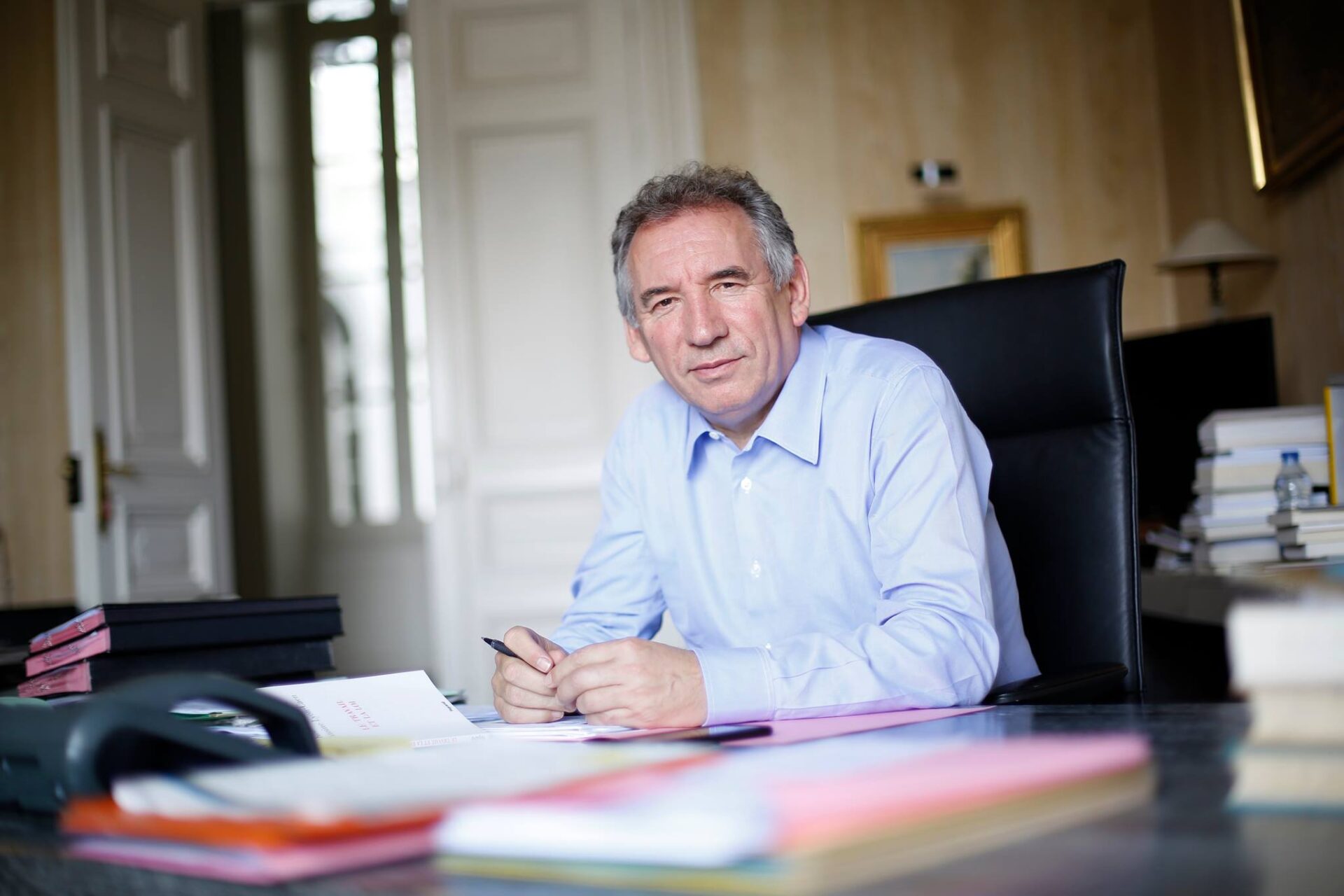 François Bayrou devine noul prim-ministru al Franței după căderea guvernului Michel Barnier