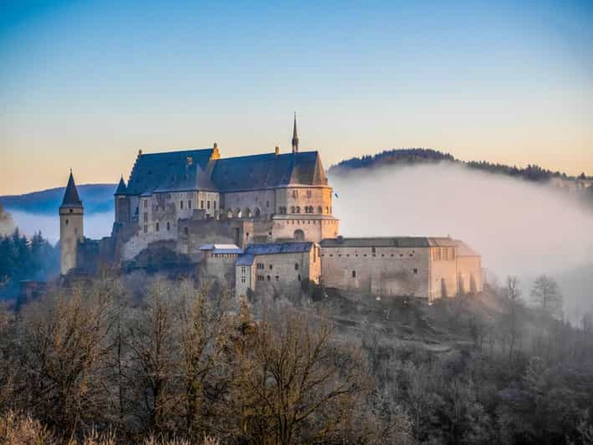 Zeci de obiecte din Muzeul ASTRA, expuse la Castelul Vianden din Luxemburg